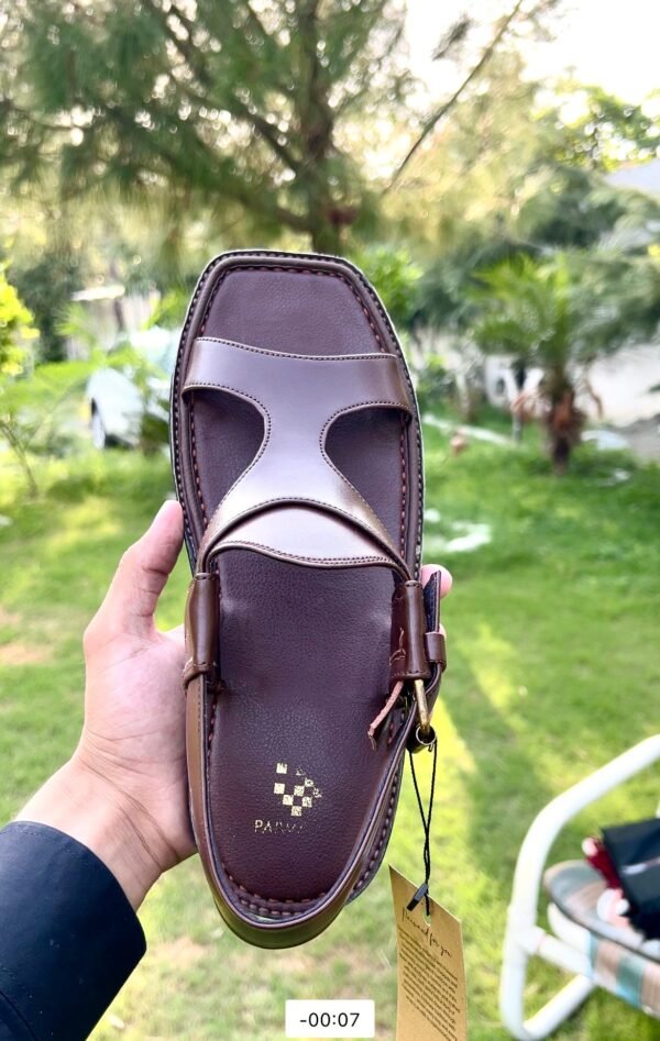 Guloor Panjadar Chappal - Image 6