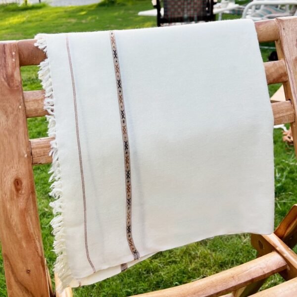 White Salampuri Woolen Shawl - Image 3